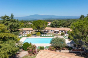 Stone house in the heart of Provence